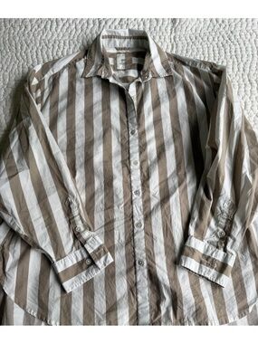 aerie Women’s Beige & White Horizontal Stripe Button-Down Shirt